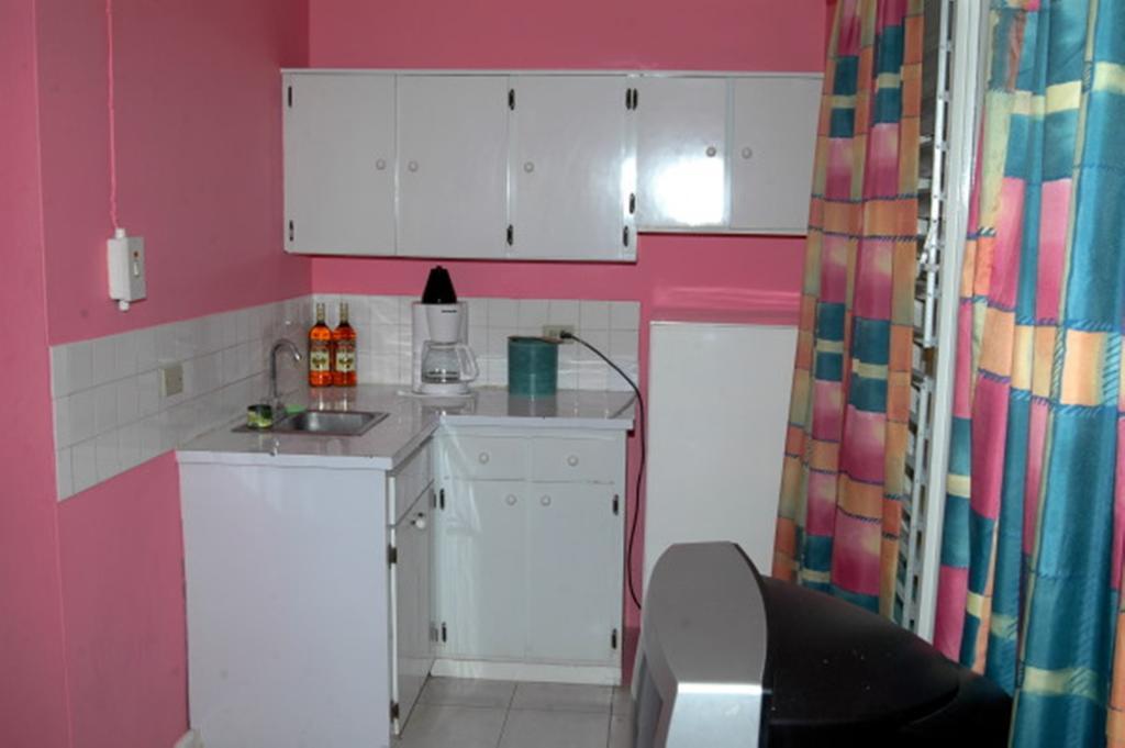 Our Past Time Hotel Negril Chambre photo