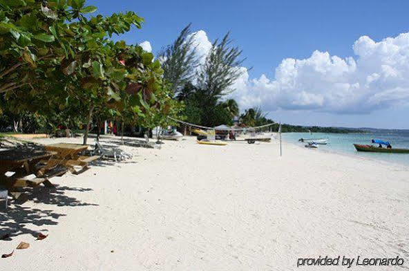 Our Past Time Hotel Negril Extérieur photo
